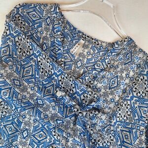 Roper Tunic Top Blouse Blue Geometric Print 3/4 Sleeve Button Tab‎ Womens